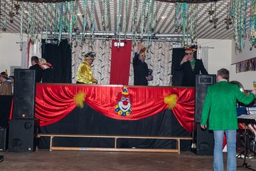 Bild 113 - Latuff 21014 die Wiemersdorfer Karnevalsveranstaltung